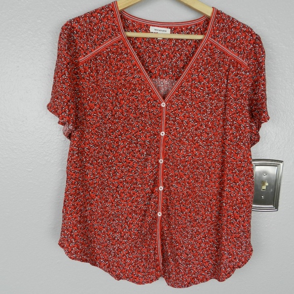 Max Studio Tops - Max Studio Red Floral V Neck Short Sleeve Top